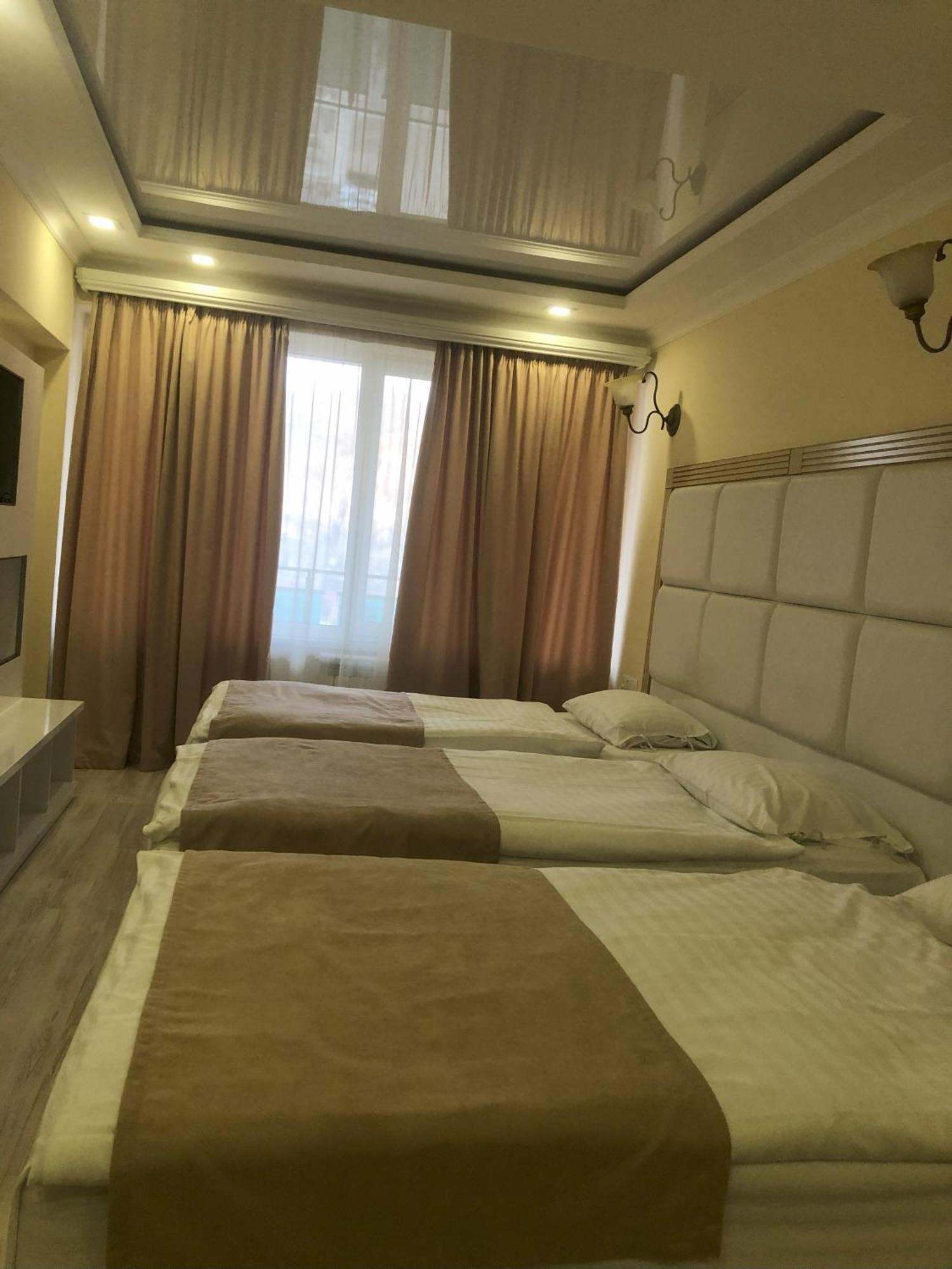 Goris Hotel Extérieur photo