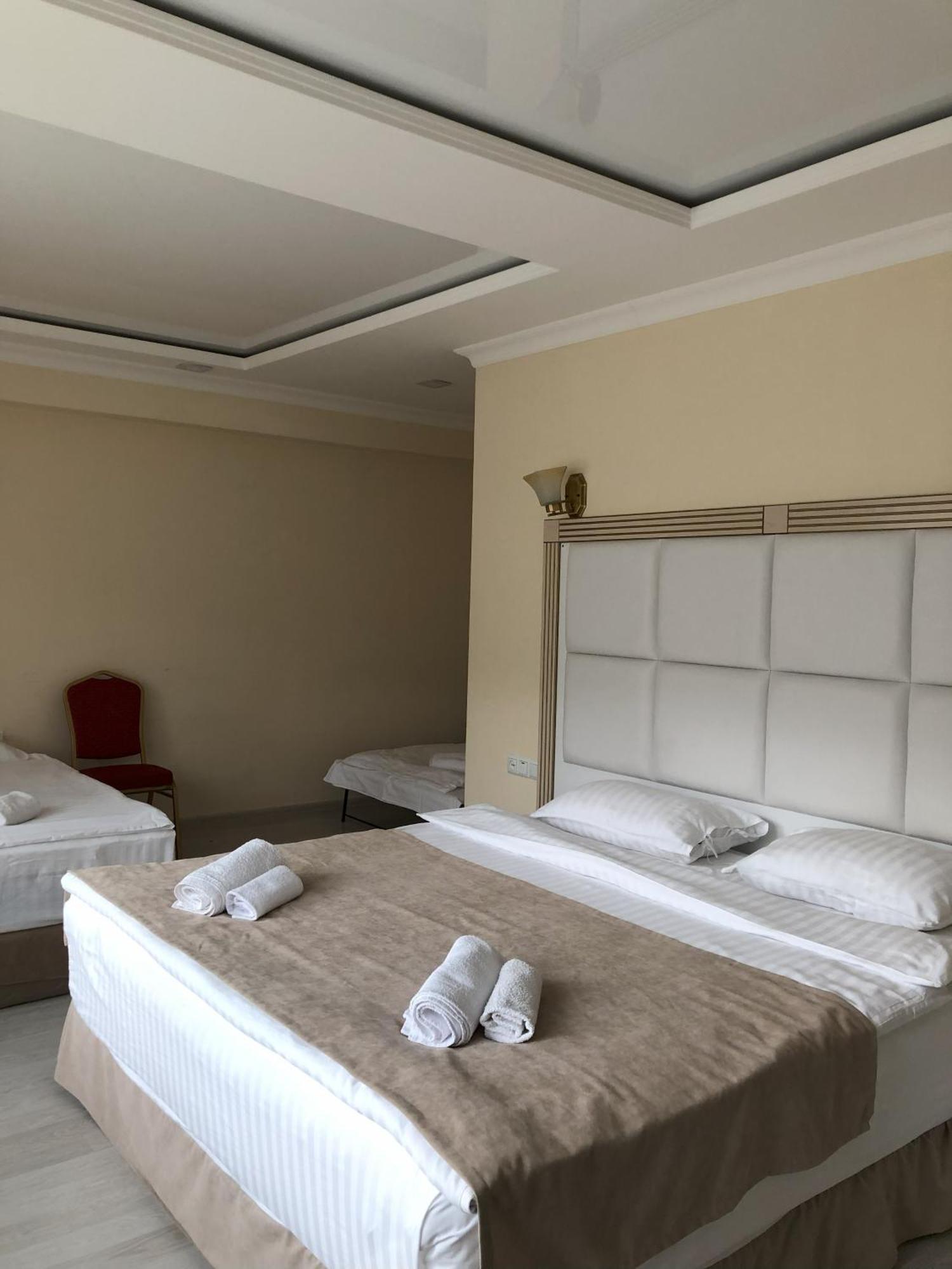 Goris Hotel Extérieur photo