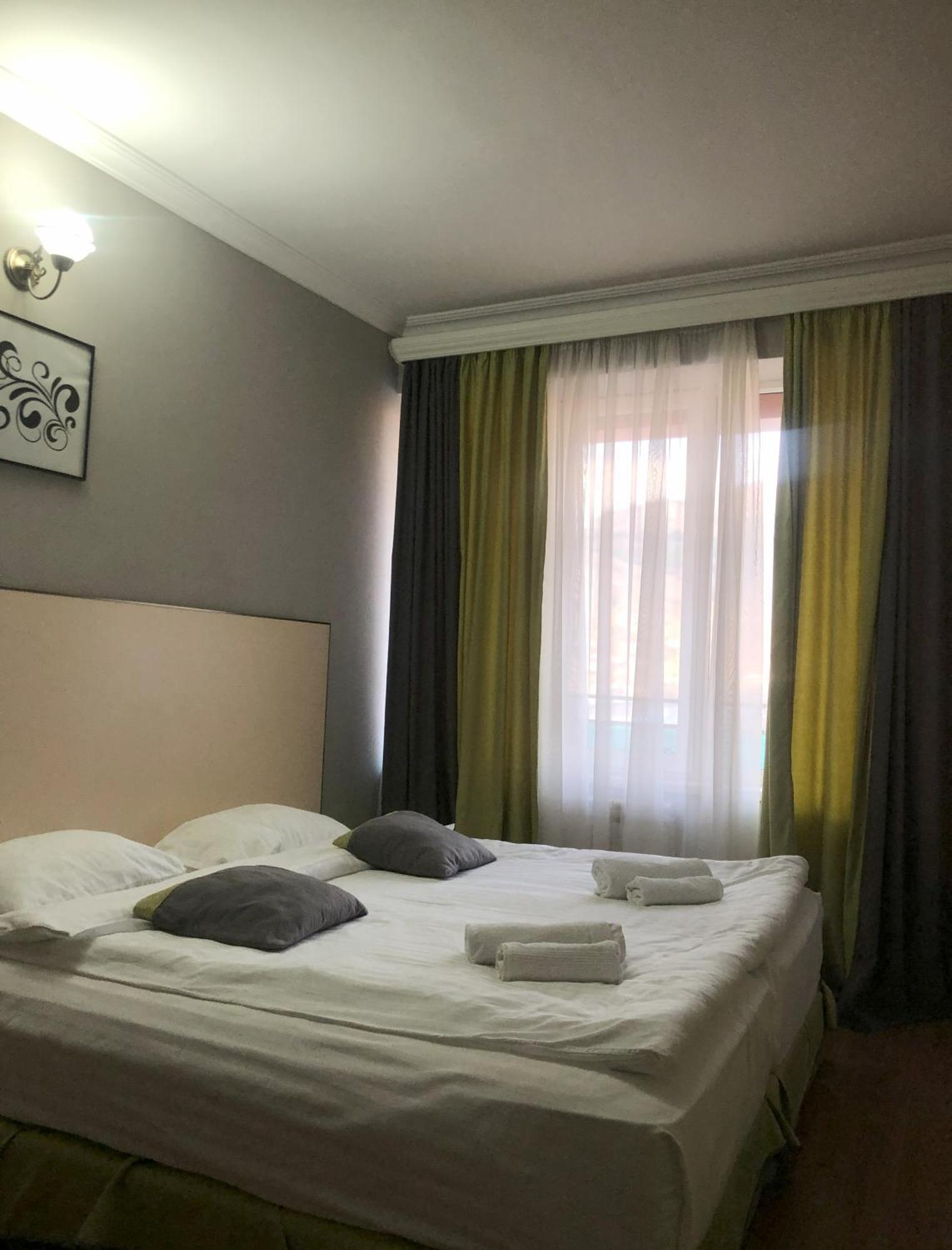 Goris Hotel Extérieur photo